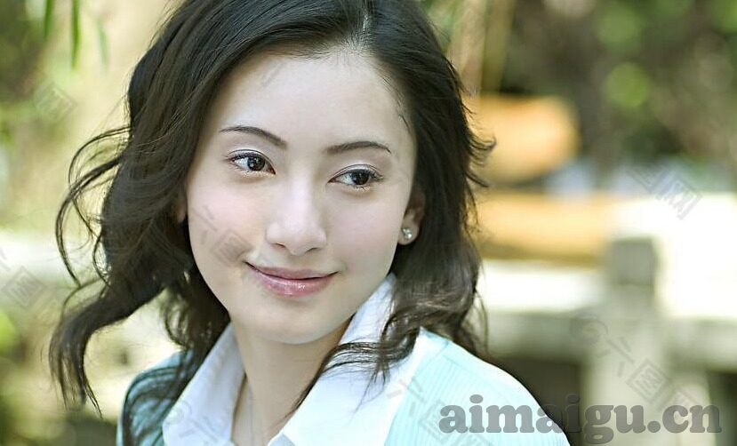 暴露人妻-揭开暴露人妻的迷雾，网络伦理的试炼场